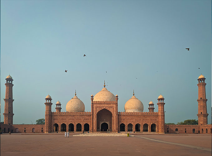 South Pakistan - Karachi - Multan - Lahore